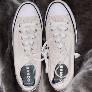 White converse